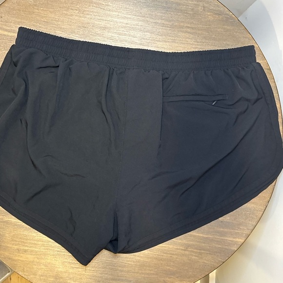 Champion Women's Black Shorts - Picture 6 of 8